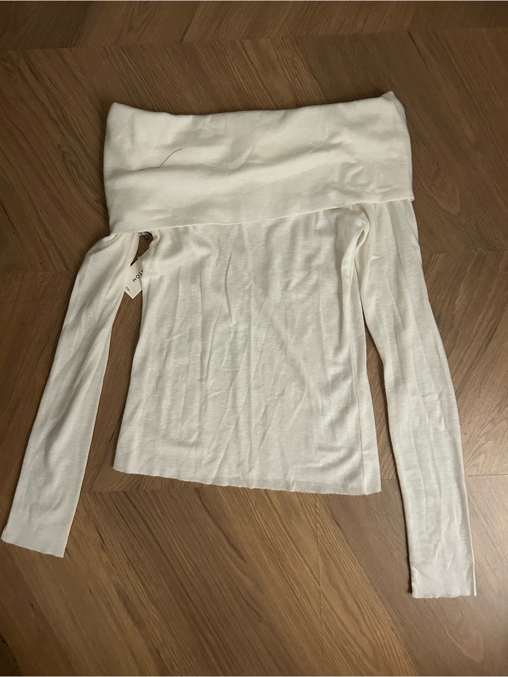Babaton Off-Shoulder Long Sleeve Top - Cream